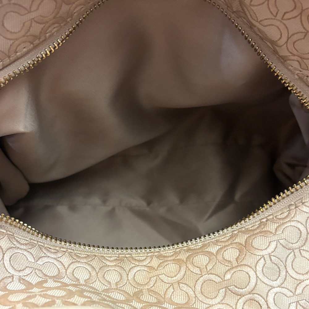 EUC Coach Gold Jaquard patterned Bag - Picture 13 of 13
